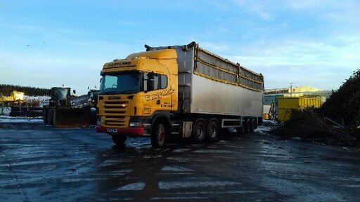 Artic and walking flaoor trailer. (2).JPG