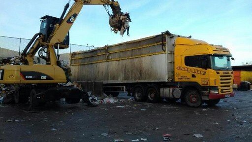 Artic and walking flaoor trailer..JPG